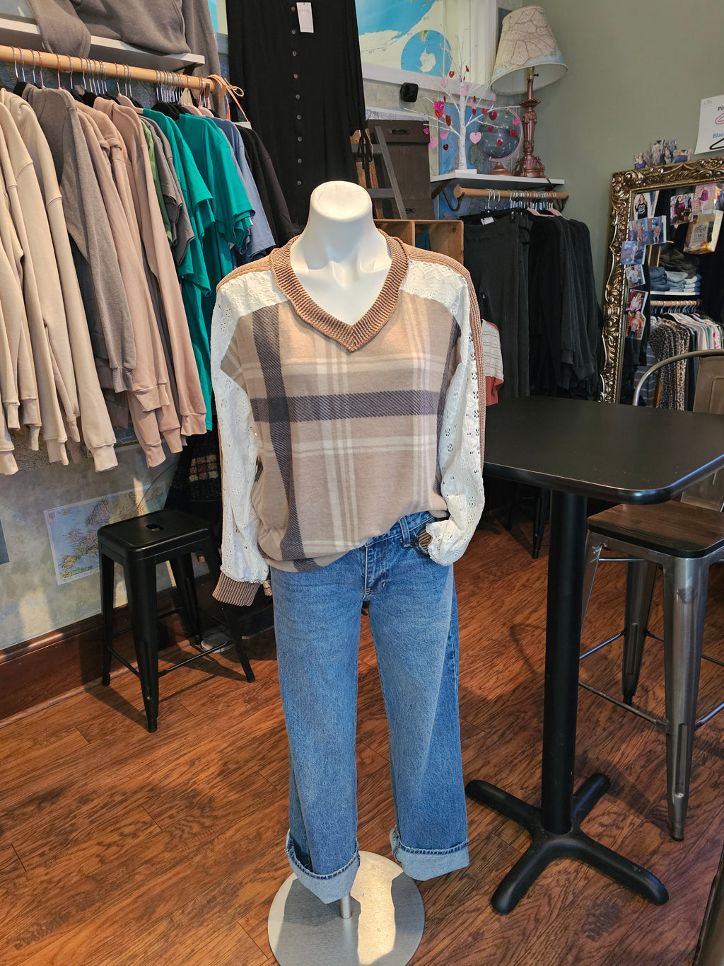 Lace color block sleeve top