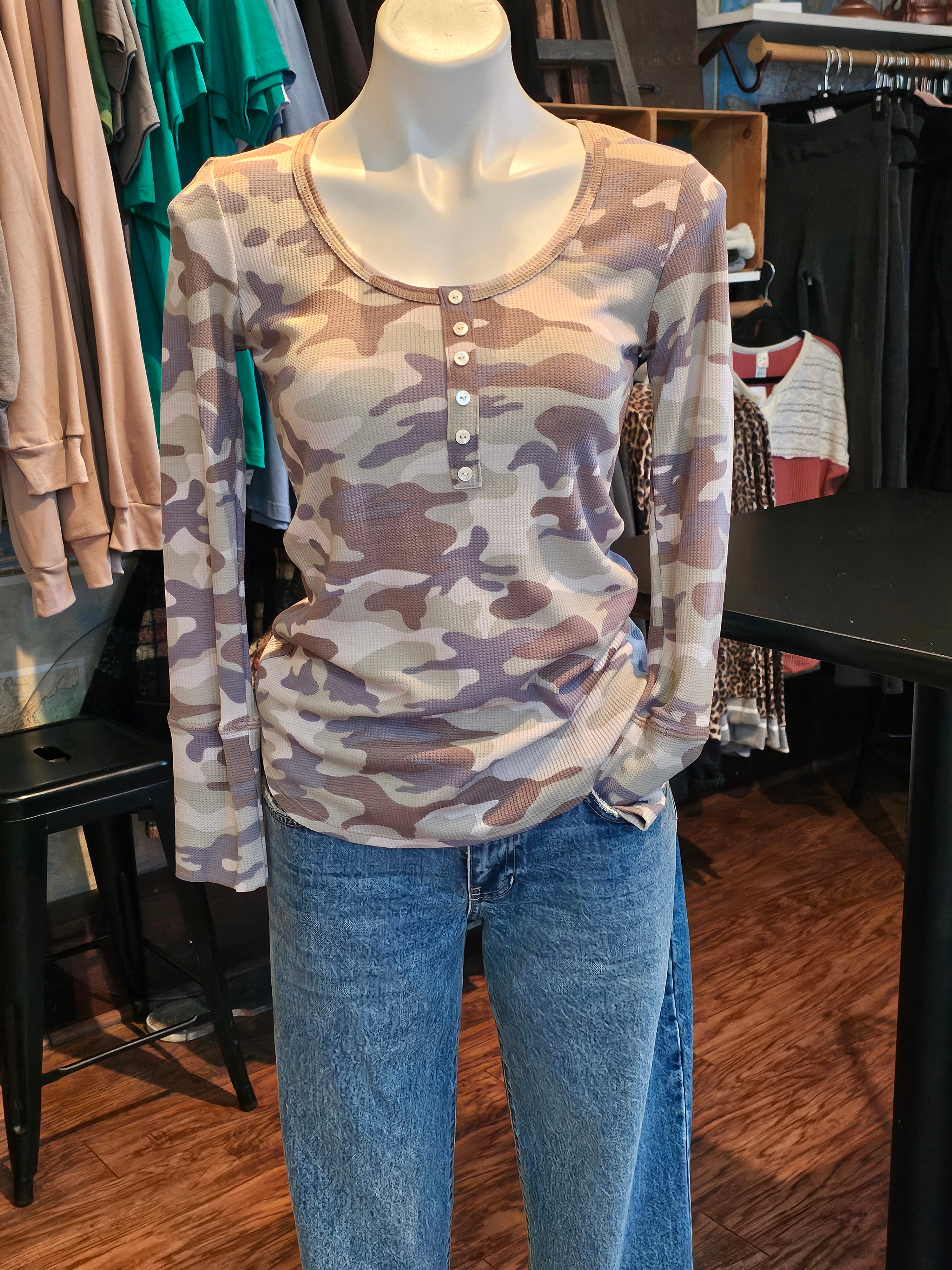 Camo long sleeve round neck 6 button top