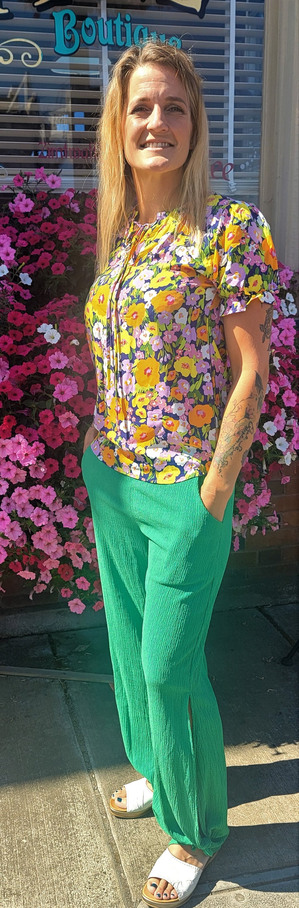 Floral puff sleeve blouse