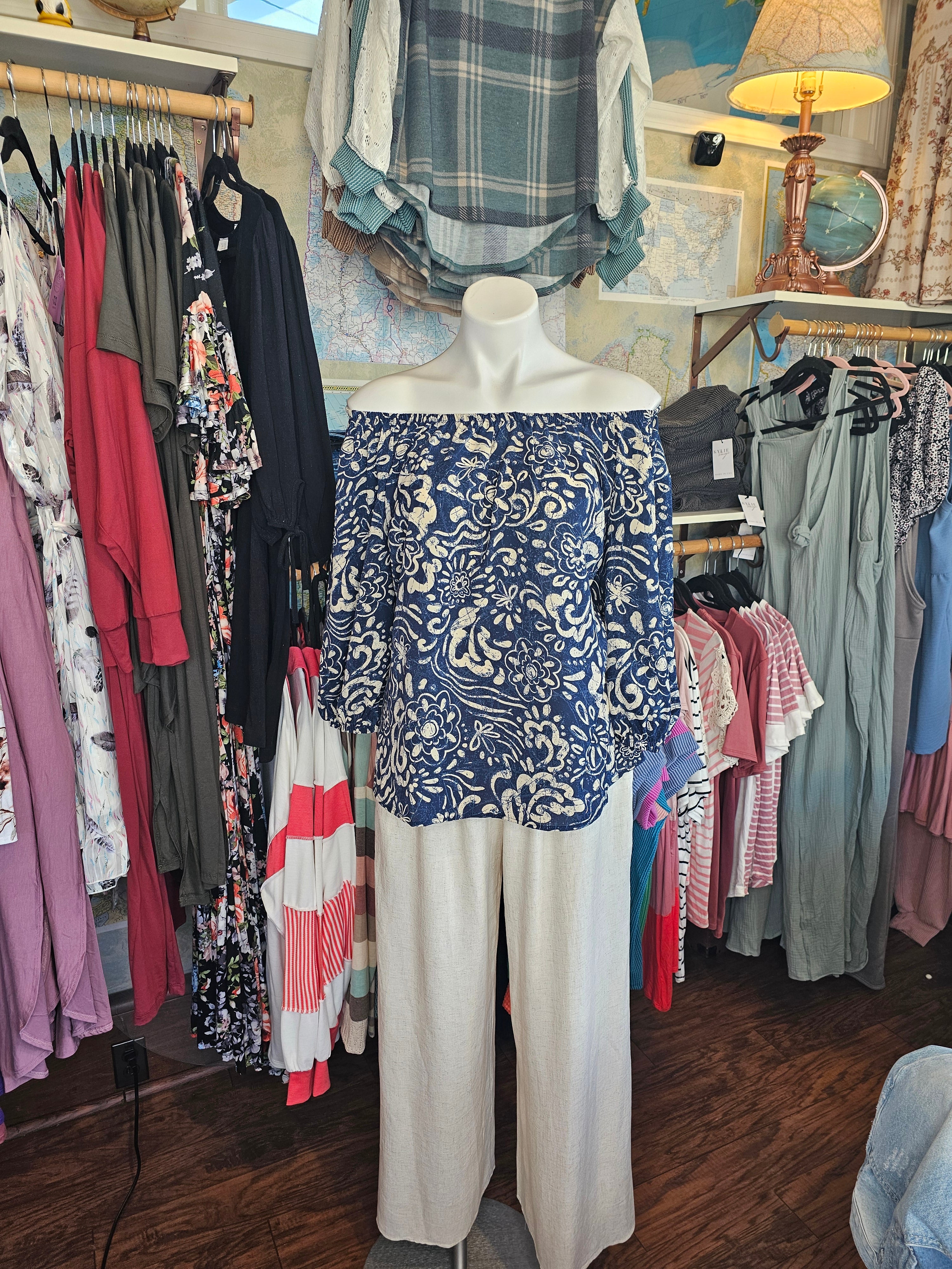 Floral Off the Shoulder Elastic Cuff blouse