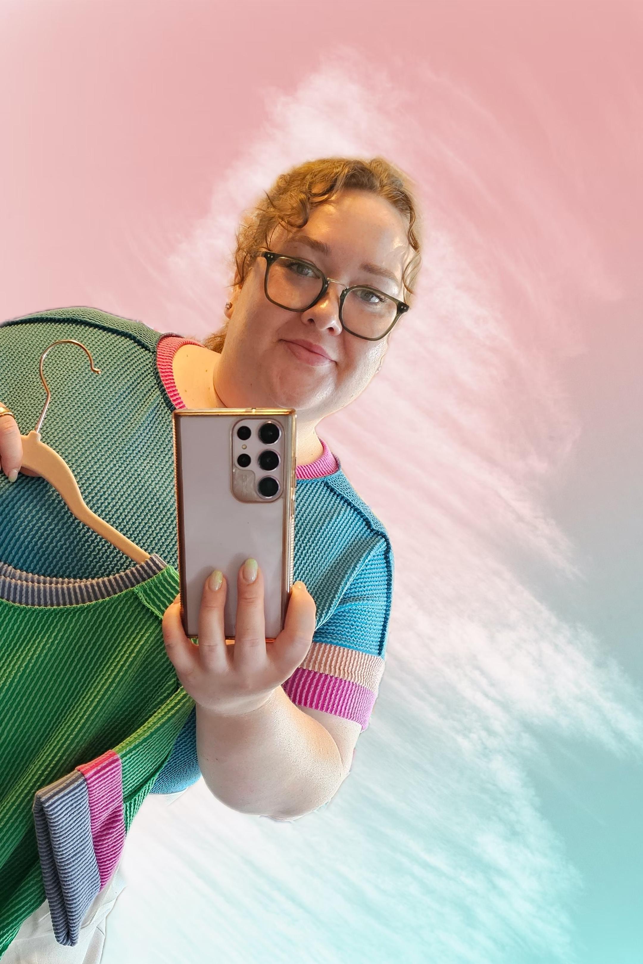 Plus Women's Round Neck Color Block Knit Top